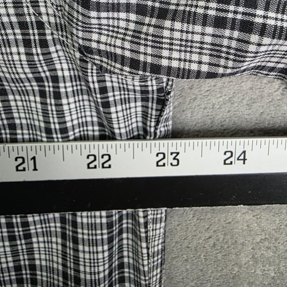 Mens Chaps Black White Plaid Shirt Long Sleeve Button Down Cotton Blend Size M - Picture 7 of 9